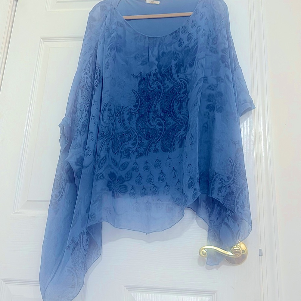 XL blue blouse